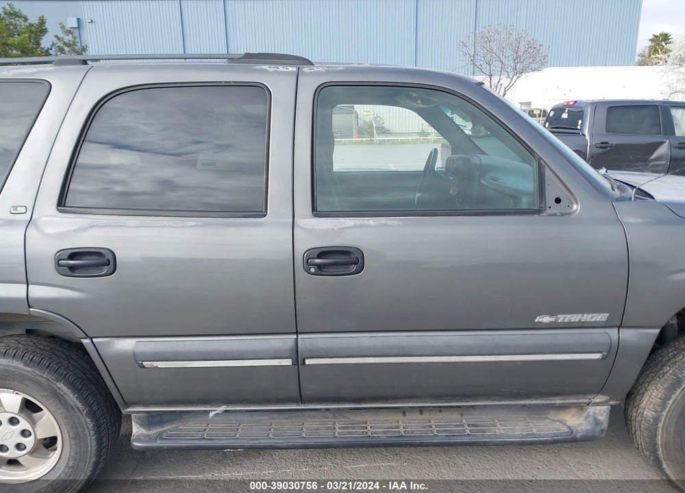 2002 CHEVROLET TAHOE LS VIN: 1GNEC13V82J237138