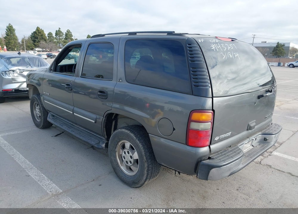 2002 CHEVROLET TAHOE LS VIN: 1GNEC13V82J237138