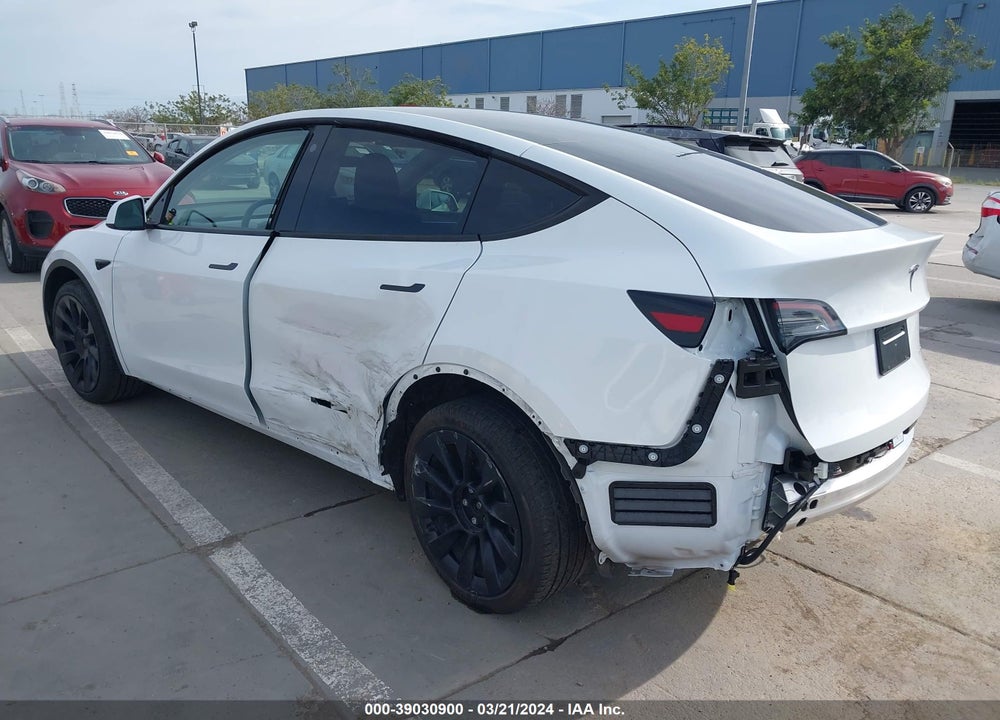 2023 TESLA MODEL Y AWD/LONG RANGE DUAL MOTOR ALL-WHEEL DRIVE VIN: 7SAYGDEE0PF588698
