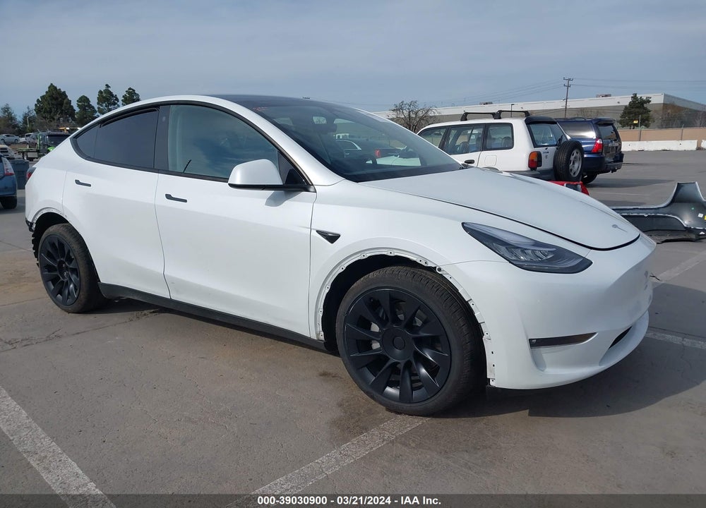 2023 TESLA MODEL Y AWD/LONG RANGE DUAL MOTOR ALL-WHEEL DRIVE VIN: 7SAYGDEE0PF588698
