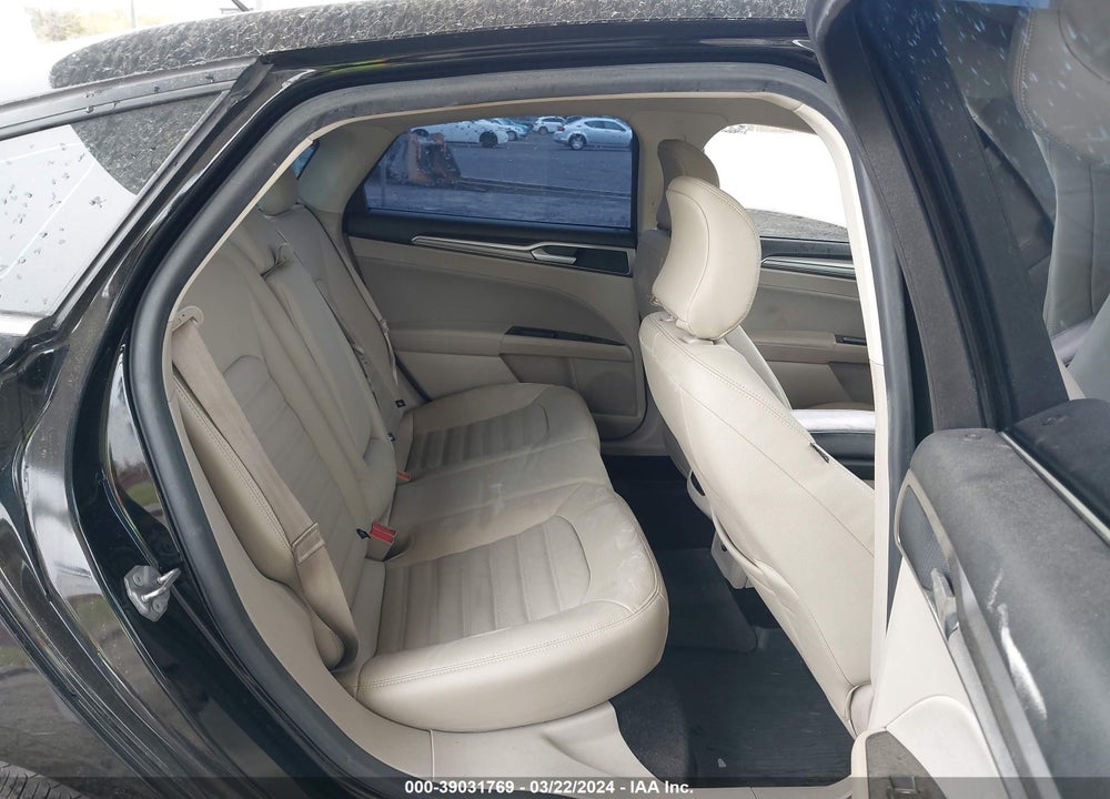 2017 FORD FUSION SE VIN: 3FA6P0HD0HR365194
