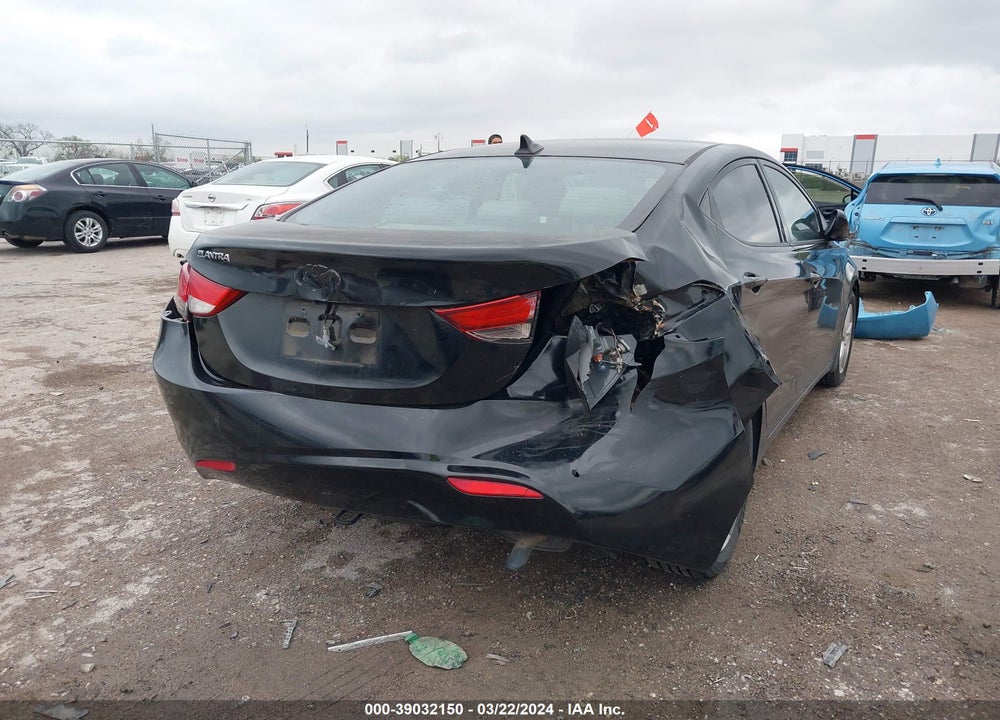 2013 HYUNDAI ELANTRA GLS VIN: KMHDH4AE0DU677104
