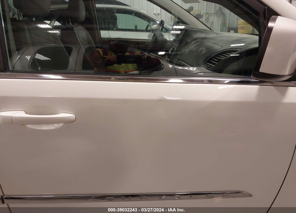 2012 CHRYSLER TOWN & COUNTRY TOURING VIN: 2C4RC1BG2CR339481