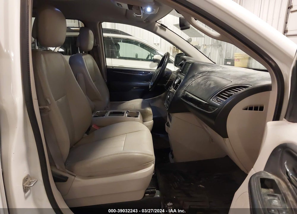 2012 CHRYSLER TOWN & COUNTRY TOURING VIN: 2C4RC1BG2CR339481