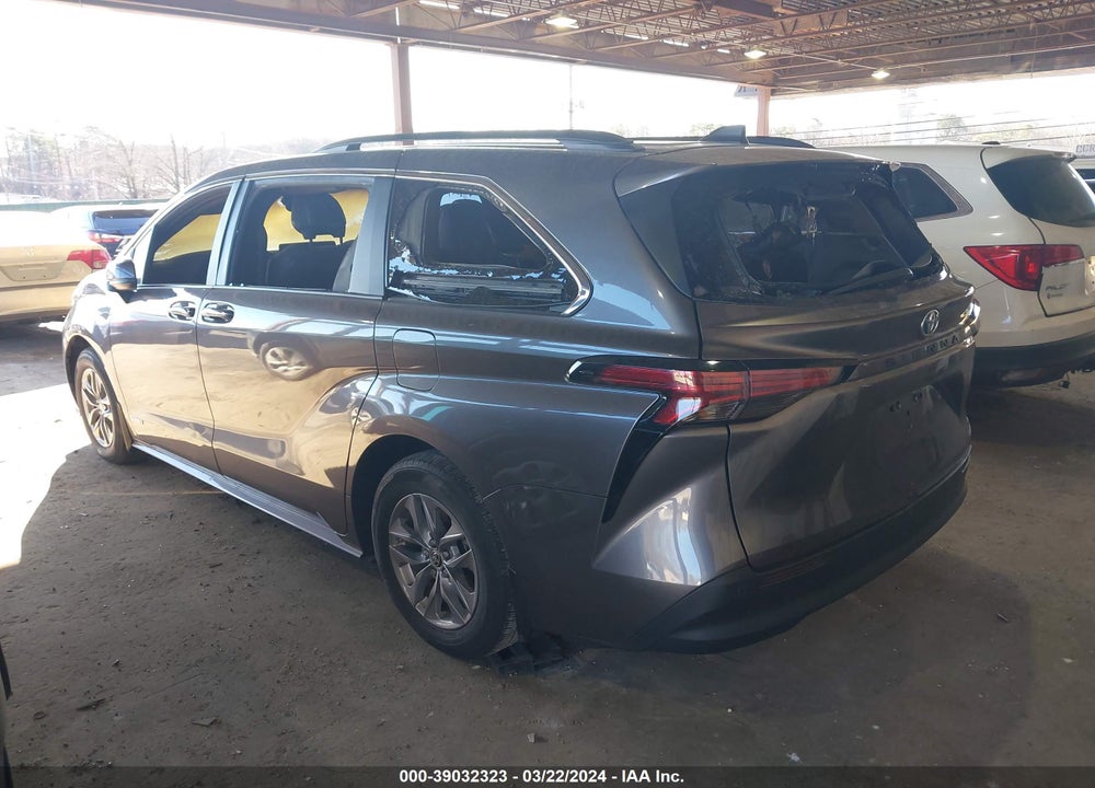 2021 TOYOTA SIENNA XLE VIN: 5TDJRKEC6MS062742