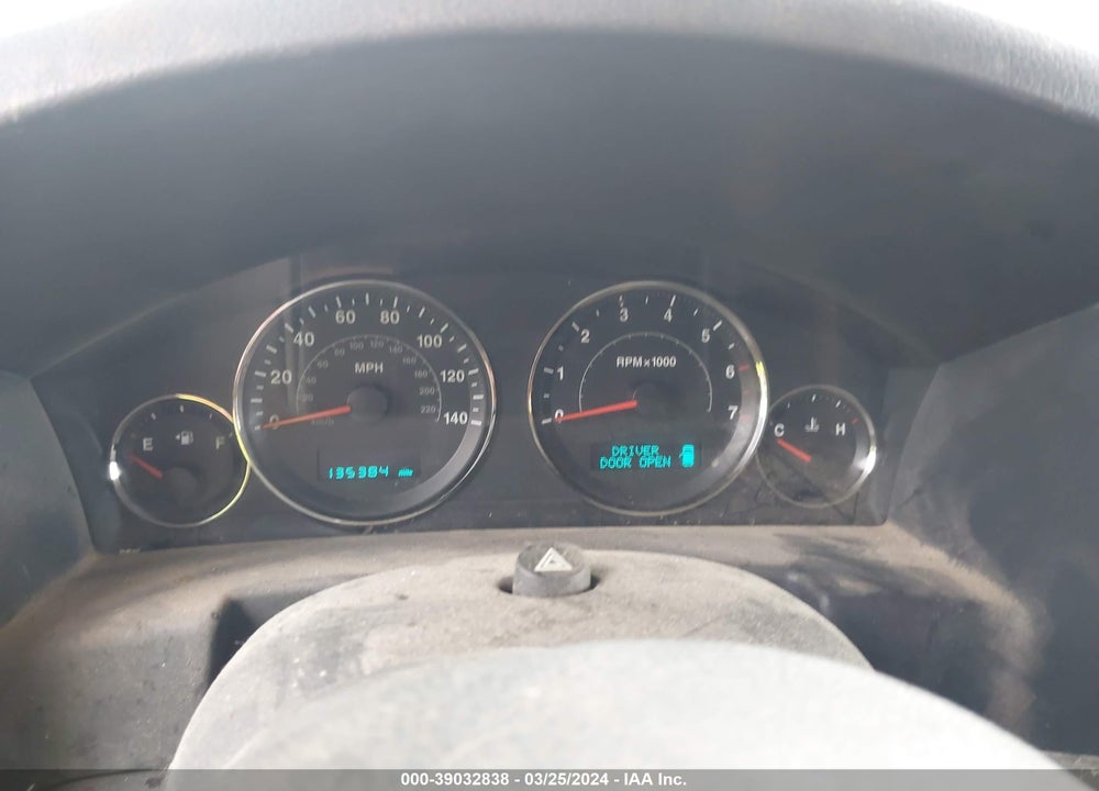 2006 JEEP COMMANDER VIN: 1J8HG48K06C225787