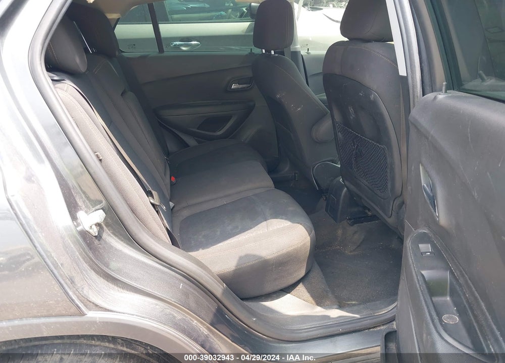2020 CHEVROLET TRAX FWD LS VIN: 3GNCJKSB9LL121306