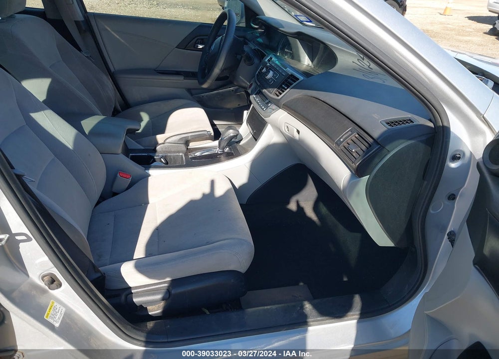2013 HONDA ACCORD EX VIN: 1HGCR2F76DA132894
