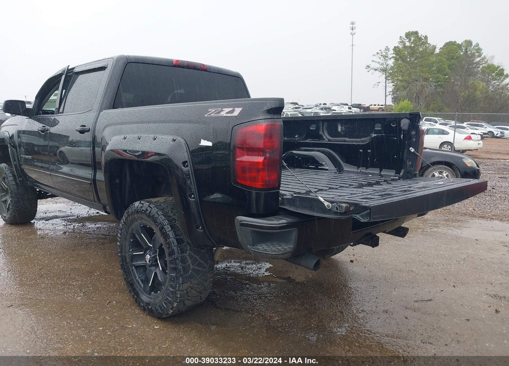 2016 CHEVROLET SILVERADO K1500 LT VIN: 3GCUKREC6GG133614
