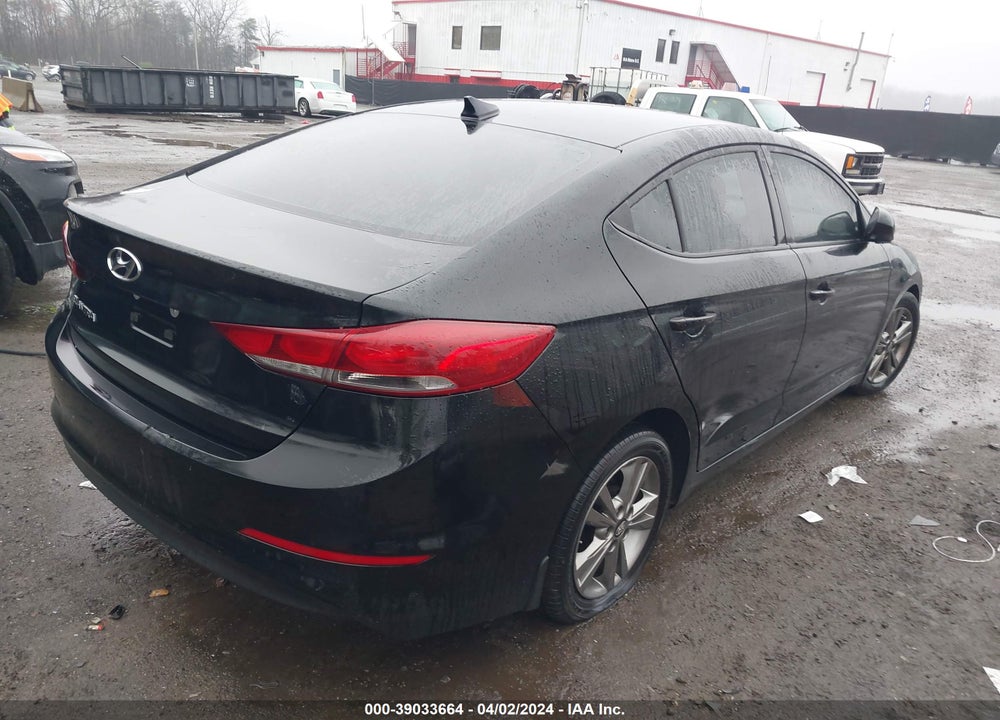 2017 HYUNDAI ELANTRA SE VIN: 5NPD84LF0HH142333