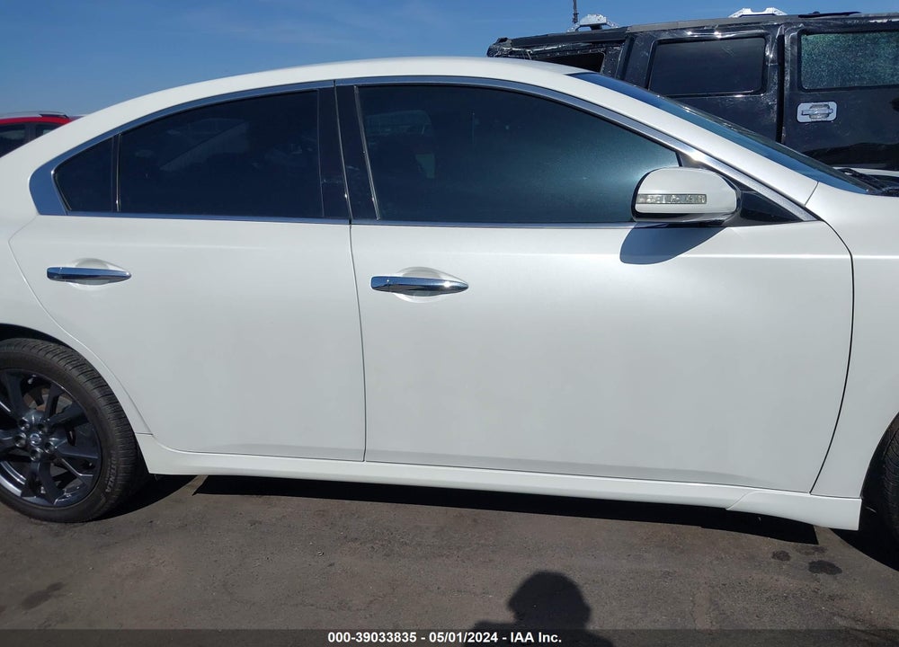 2014 NISSAN MAXIMA 3.5 S VIN: 1N4AA5APXEC473216