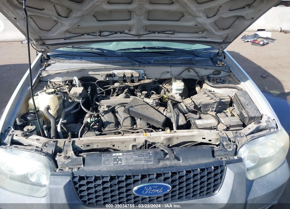 2005 FORD ESCAPE XLT VIN: 1FMYU93115KC27835