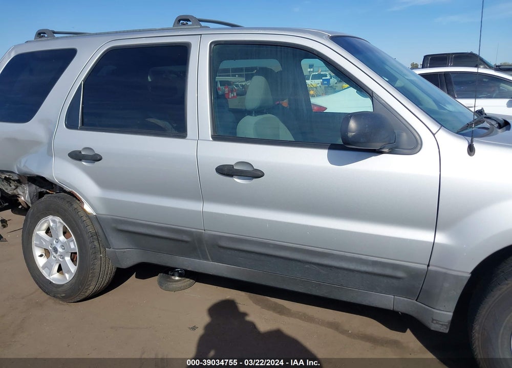2005 FORD ESCAPE XLT VIN: 1FMYU93115KC27835