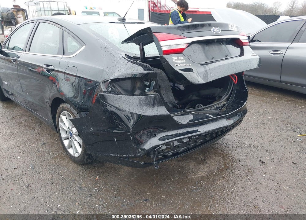 2017 FORD FUSION HYBRID SE VIN: 3FA6P0LU8HR215275