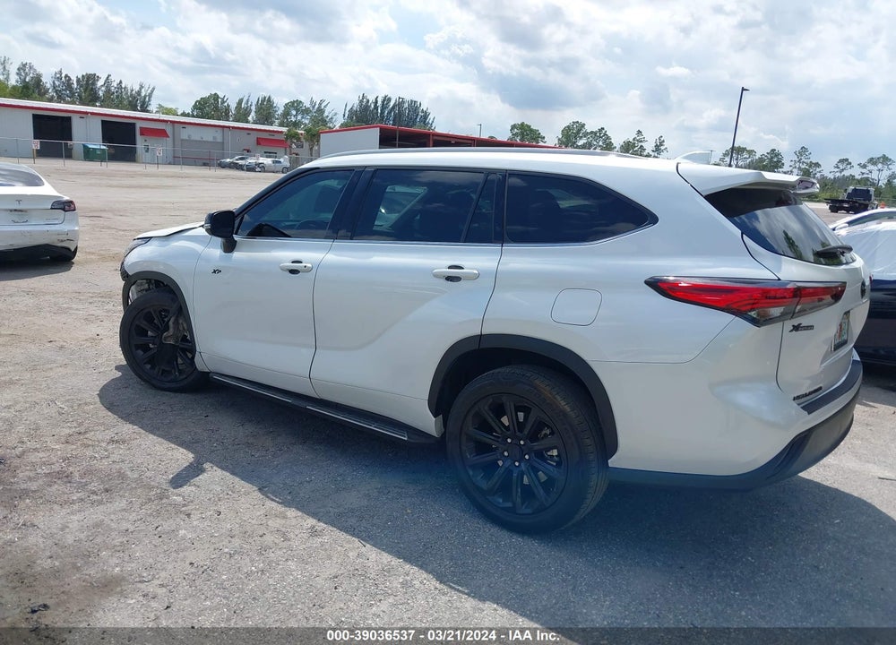 2022 TOYOTA HIGHLANDER VIN: 5TDGZRAH0NS554706