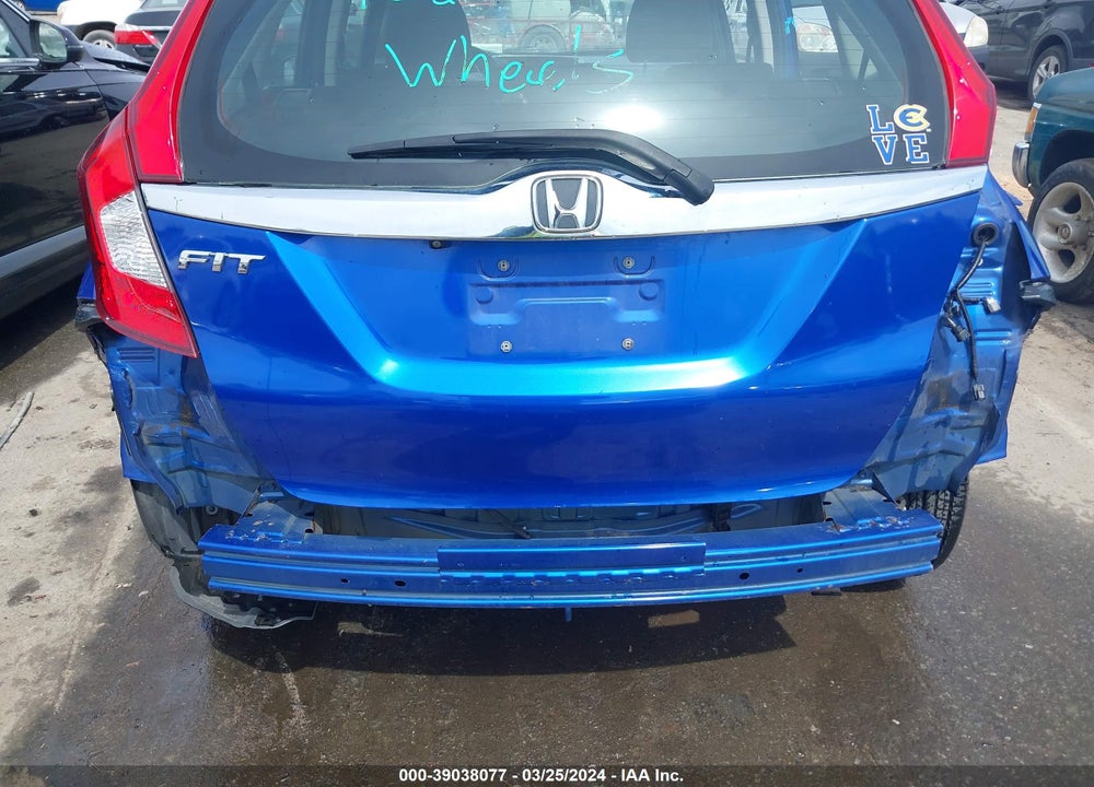 2018 HONDA FIT EX VIN: 3HGGK5H80JM708619