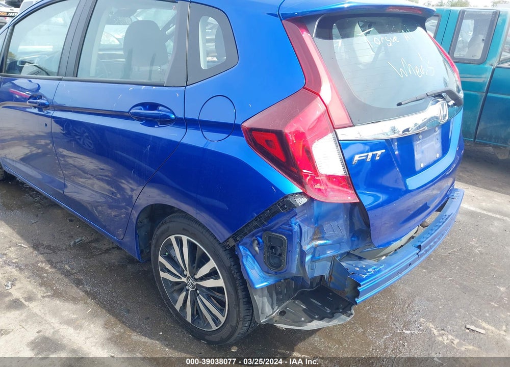 2018 HONDA FIT EX VIN: 3HGGK5H80JM708619