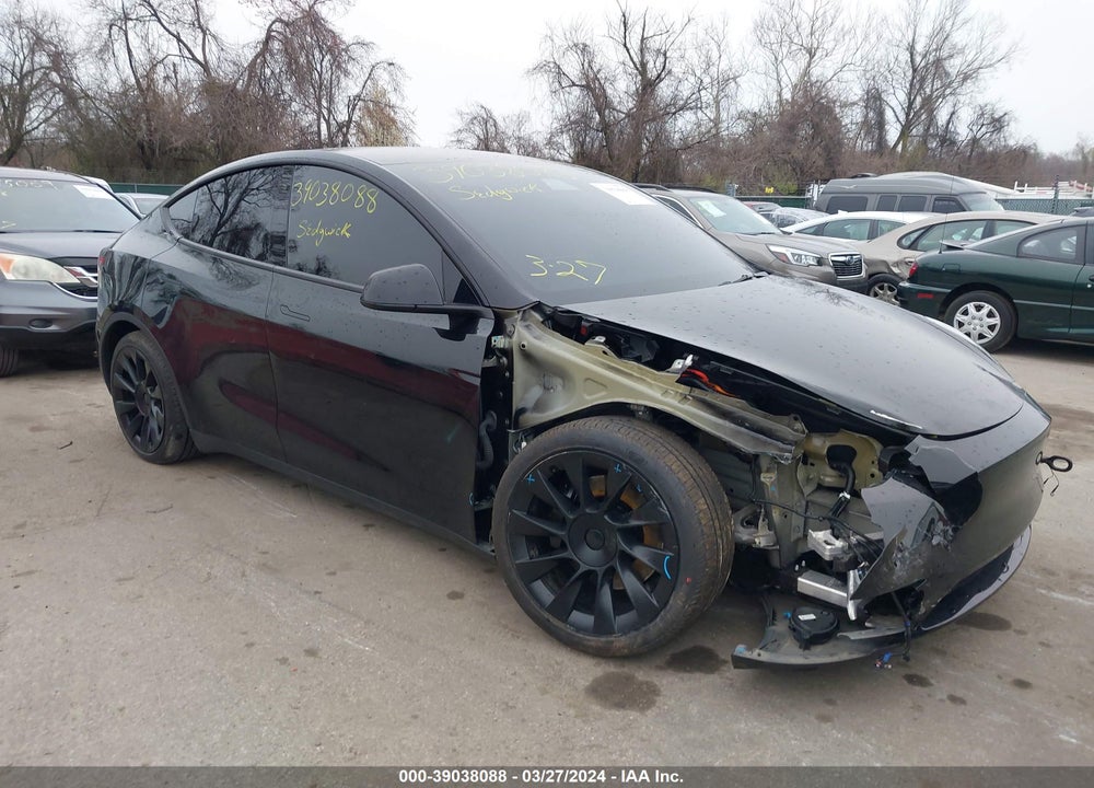 2022 TESLA MODEL Y VIN: 7SAYGDEE0NF376042
