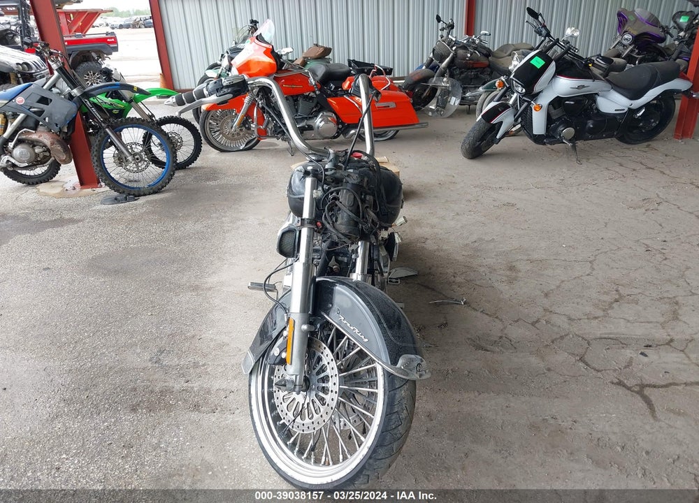 2013 HARLEY-DAVIDSON FLHRC ROAD KING CLASSIC VIN: 1HD1FRM18DB602499