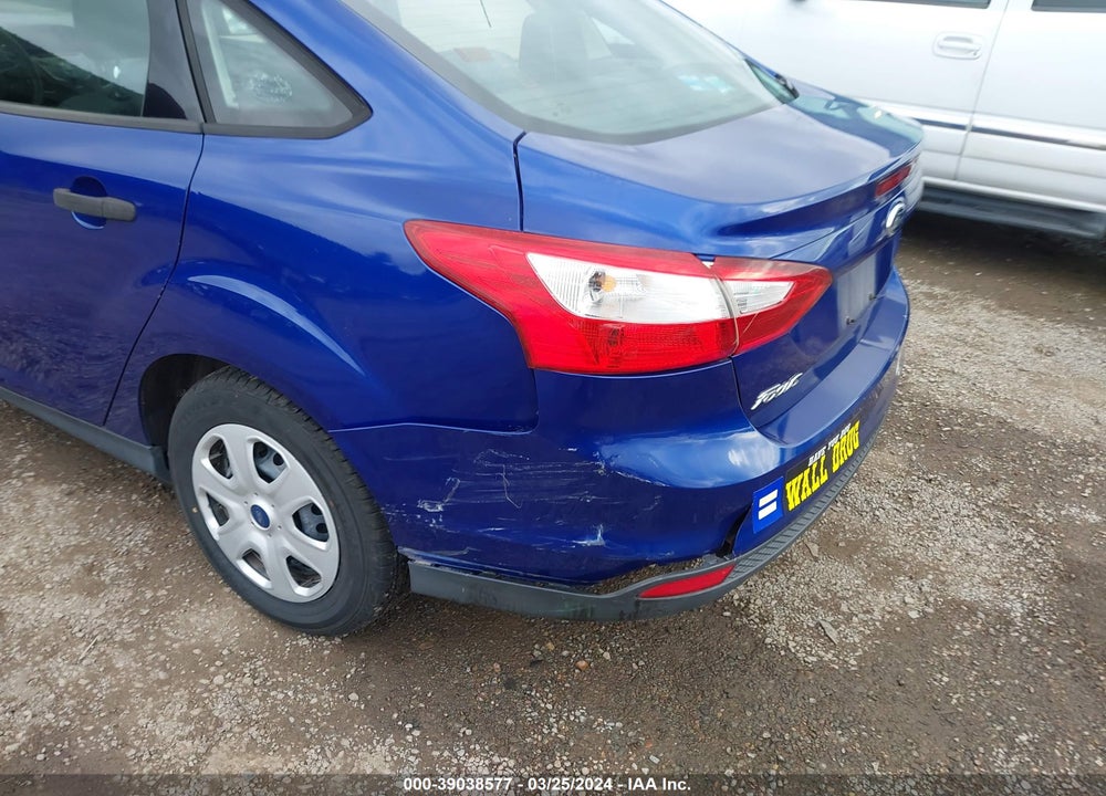 2012 FORD FOCUS S VIN: 1FAHP3E24CL366904