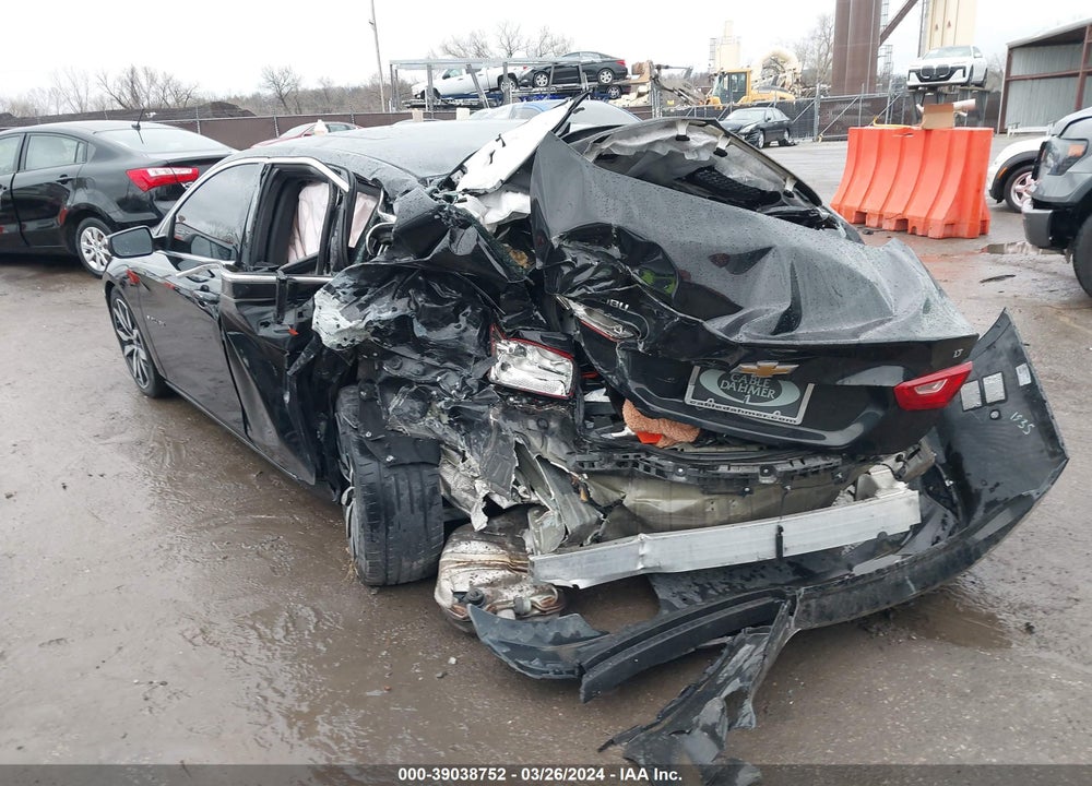 2018 CHEVROLET MALIBU LT VIN: 1G1ZD5ST6JF163999