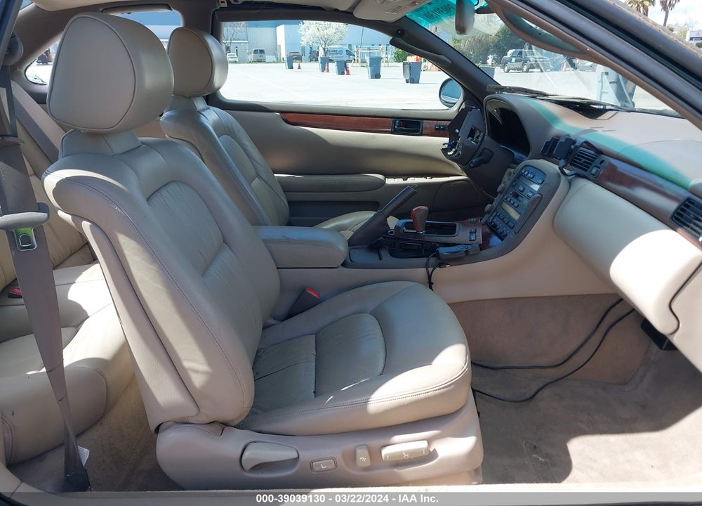2000 LEXUS SC 400 VIN: JT8CH32Y6Y1002995