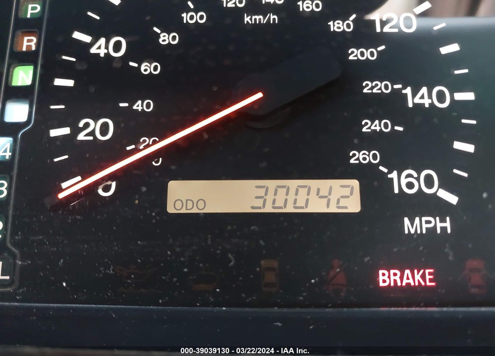 2000 LEXUS SC 400 VIN: JT8CH32Y6Y1002995