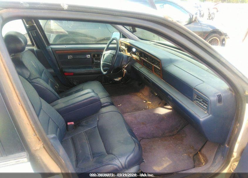1994 LINCOLN CONTINENTAL SIGNATURE VIN: 1LNLM9840RY768844