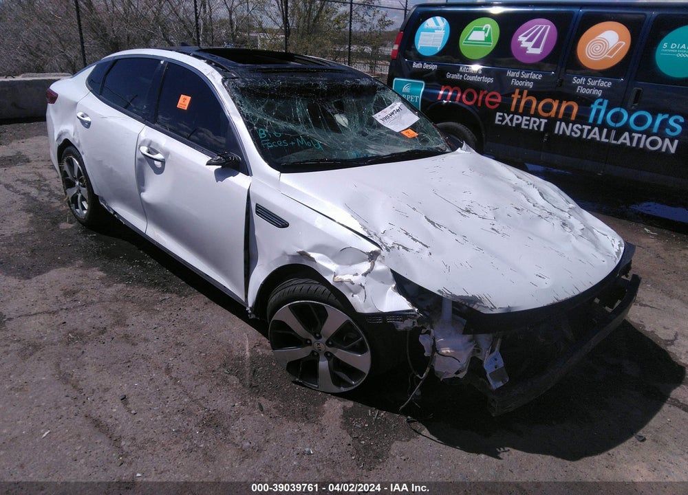 2019 KIA OPTIMA S VIN: 5XXGT4L36KG297604