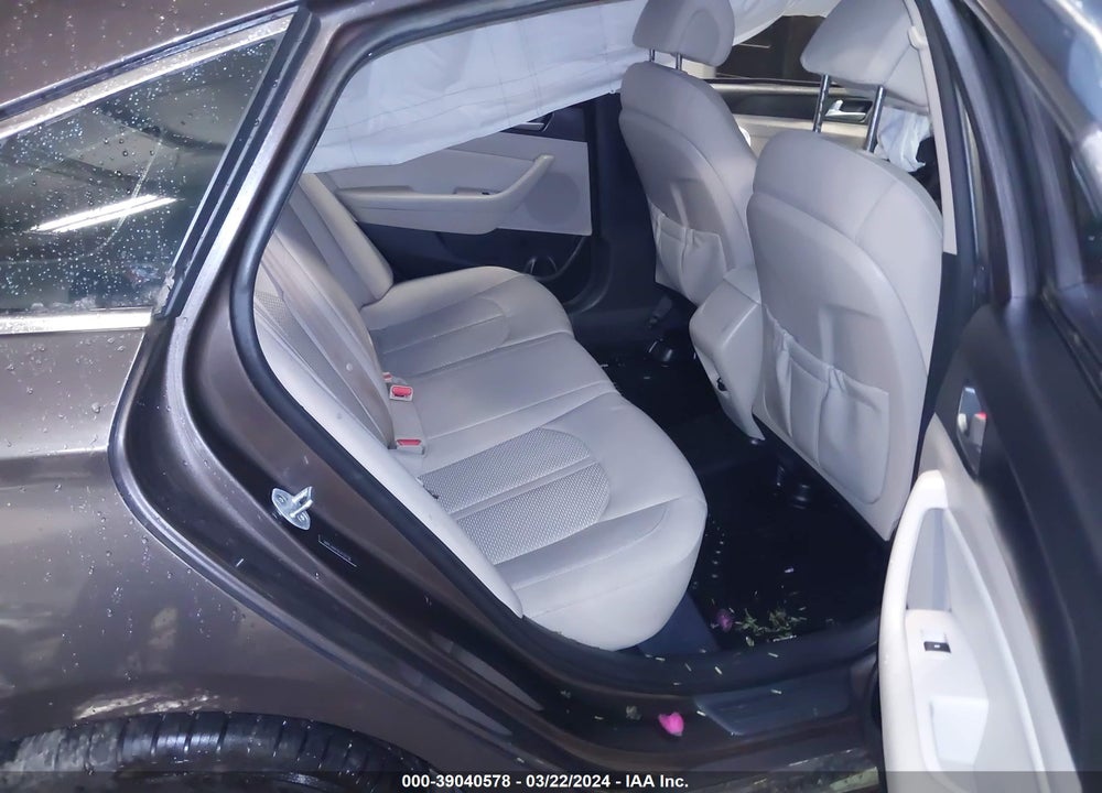 2015 HYUNDAI SONATA SPORT VIN: 5NPE34AF5FH132738