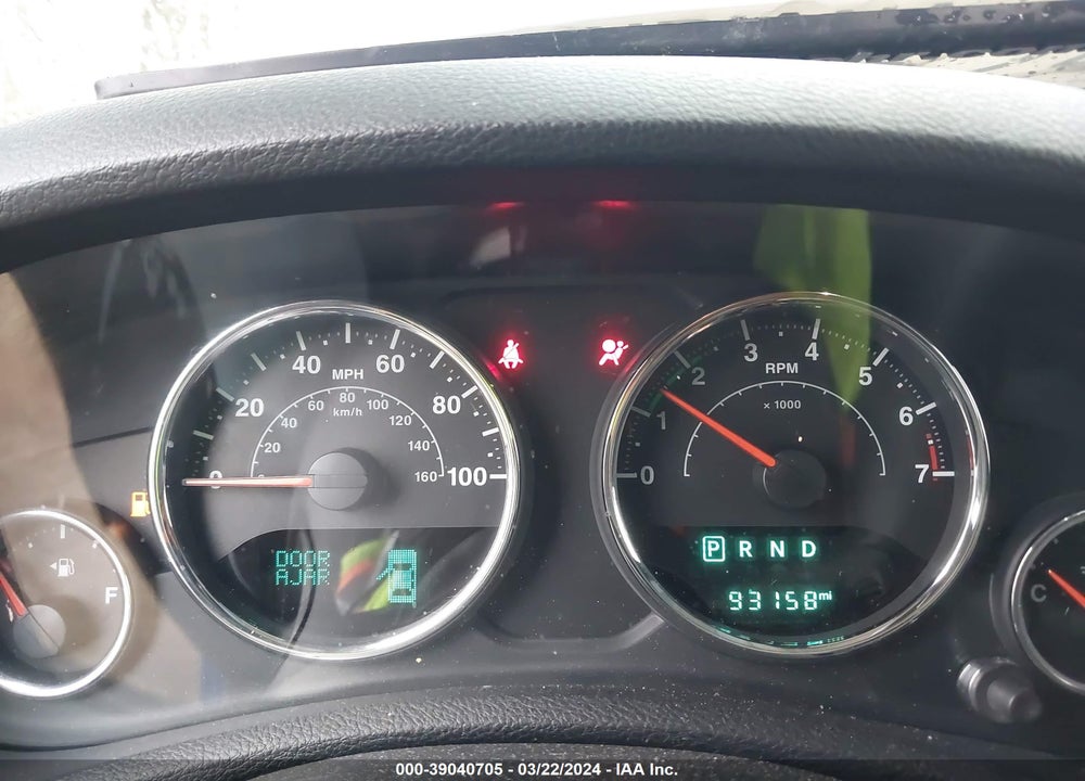 2016 JEEP WRANGLER UNLIMITED SPORT VIN: 1C4BJWDG7GL136229