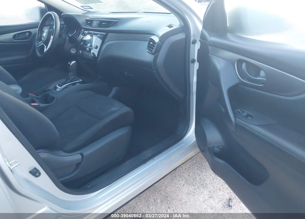 2017 NISSAN ROGUE SPORT S VIN: JN1BJ1CP2HW005474