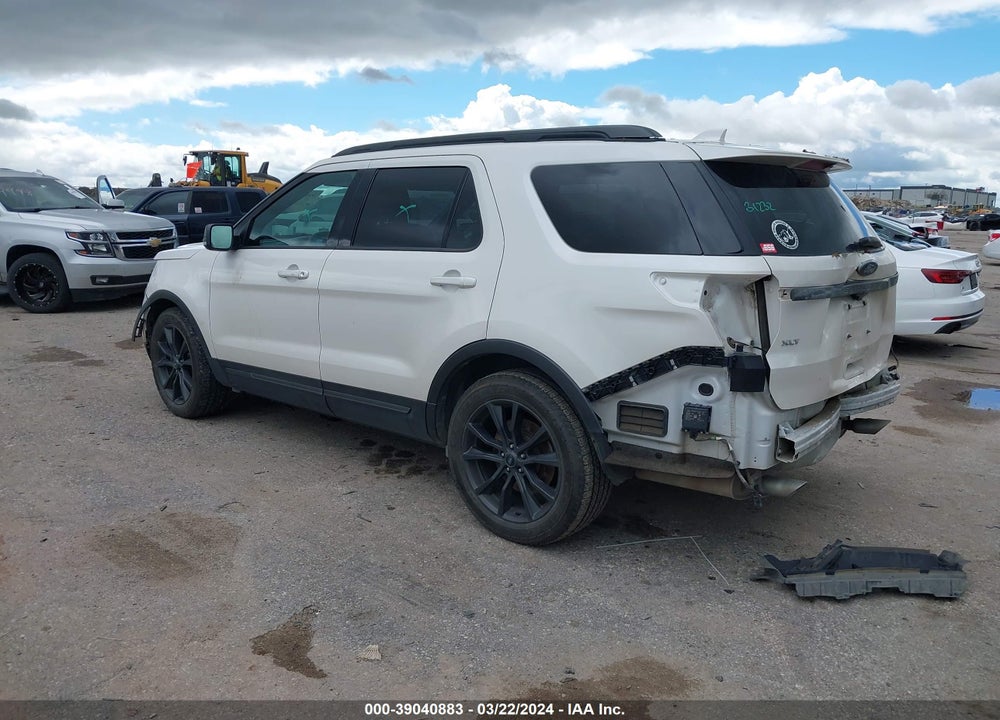 2017 FORD EXPLORER XLT VIN: 1FM5K7D83HGE23081