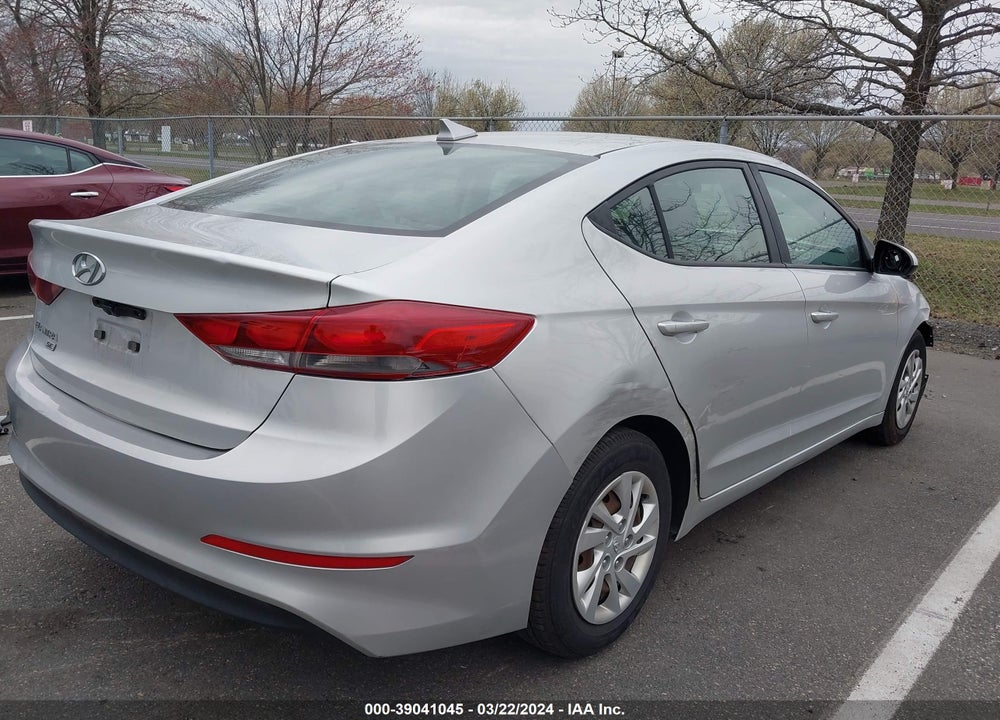 2017 HYUNDAI ELANTRA SE VIN: 5NPD74LF8HH111690