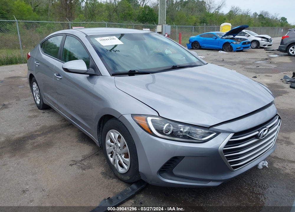 2017 HYUNDAI ELANTRA SE VIN: 5NPD74LF1HH102121