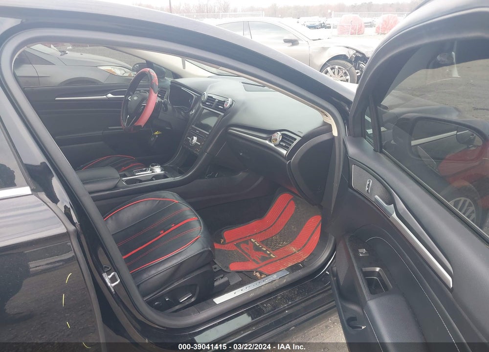 2018 FORD FUSION TITANIUM VIN: 3FA6P0D91JR219748