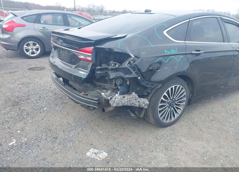 2018 FORD FUSION TITANIUM VIN: 3FA6P0D91JR219748