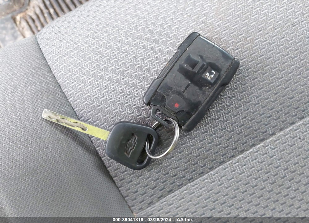 2015 CHEVROLET SILVERADO K1500 VIN: 1GCVKPEHXFZ197707
