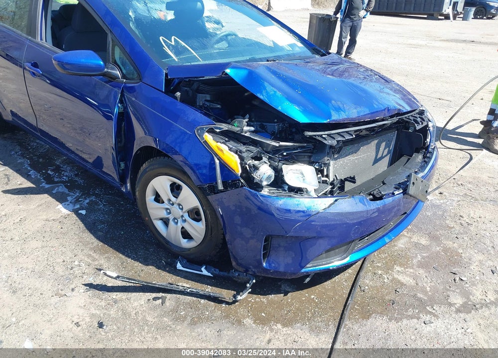 2018 KIA FORTE LX VIN: 3KPFL4A78JE196511