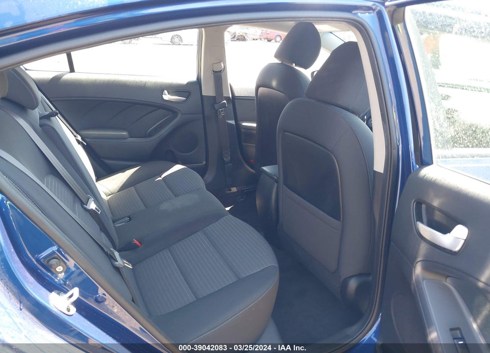 2018 KIA FORTE LX VIN: 3KPFL4A78JE196511