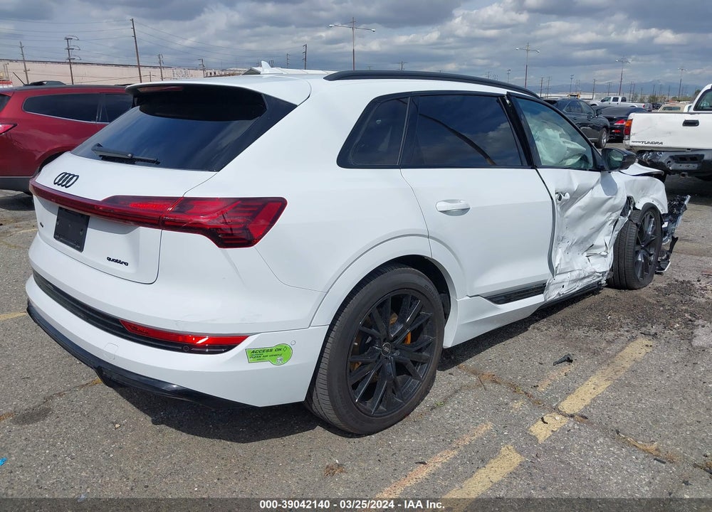 2022 AUDI E-TRON CHRONOS QUATTRO VIN: WA1VABGE3NB039669