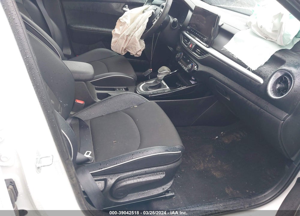 2023 KIA FORTE GT LINE VIN: 3KPF54ADXPE631361