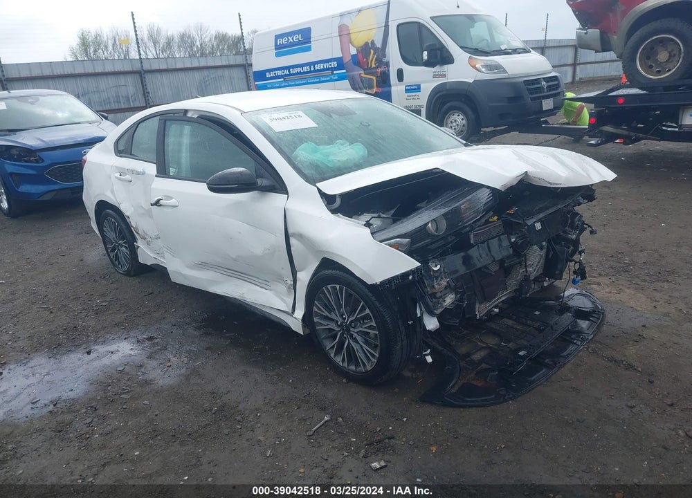 2023 KIA FORTE GT LINE VIN: 3KPF54ADXPE631361