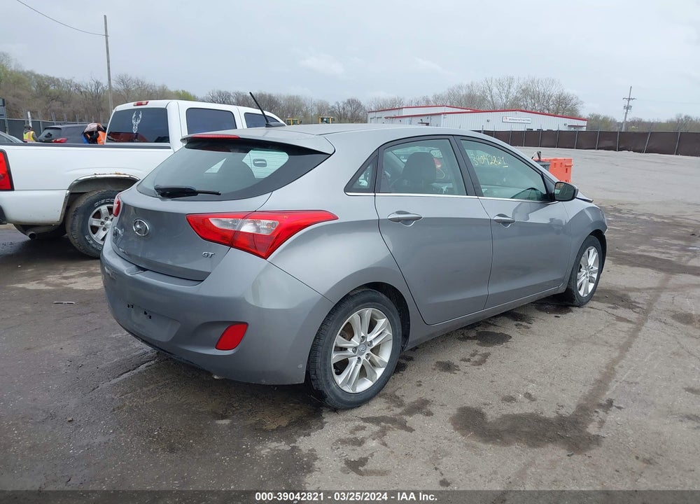 2015 HYUNDAI ELANTRA GT VIN: KMHD35LH1FU242459