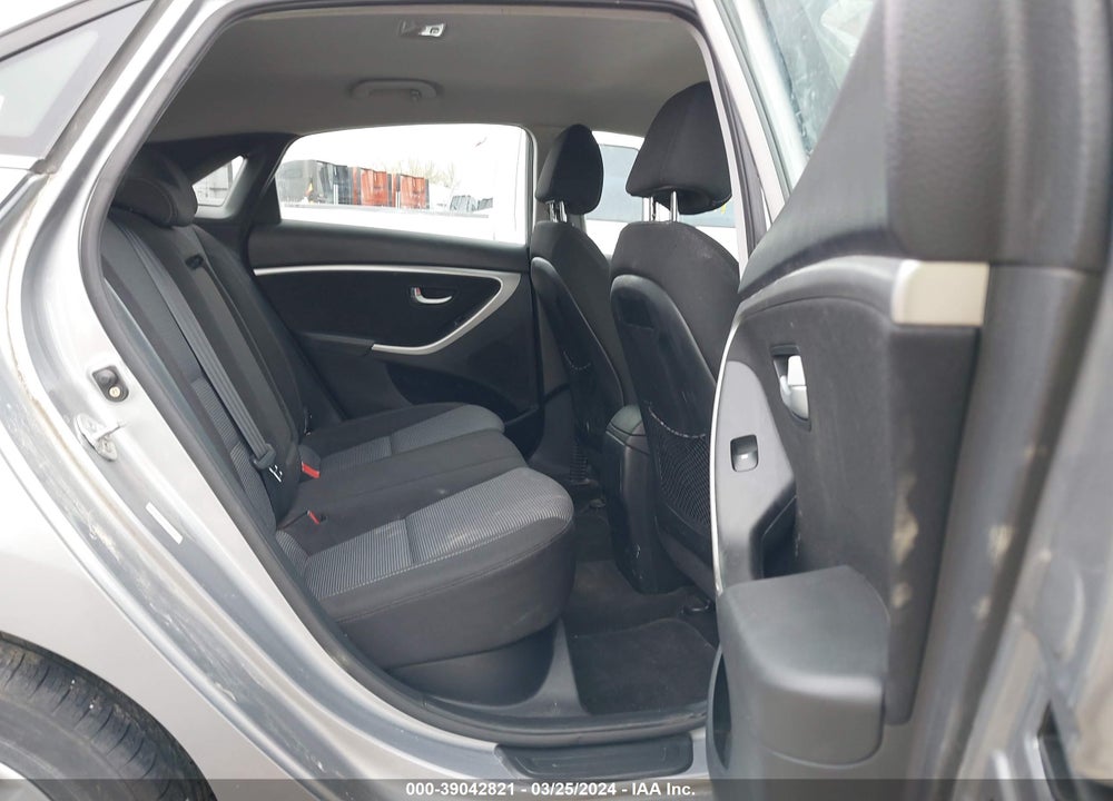 2015 HYUNDAI ELANTRA GT VIN: KMHD35LH1FU242459