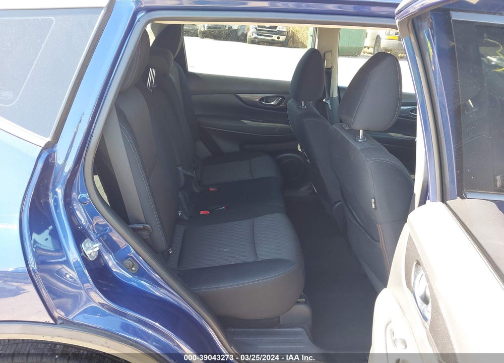 2017 NISSAN ROGUE S VIN: KNMAT2MV2HP572963