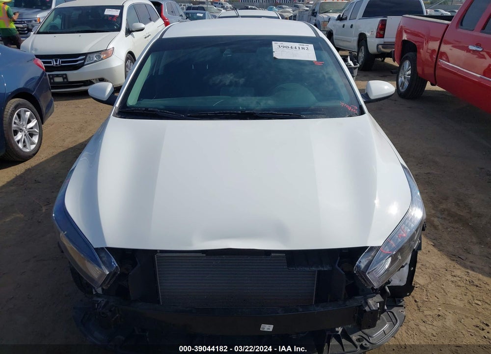 2024 KIA FORTE LX VIN: 3KPF24AD1RE692318