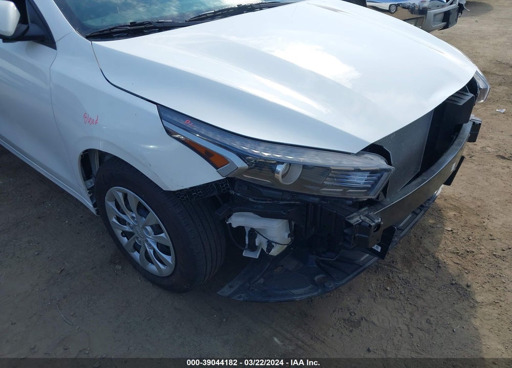 2024 KIA FORTE LX VIN: 3KPF24AD1RE692318