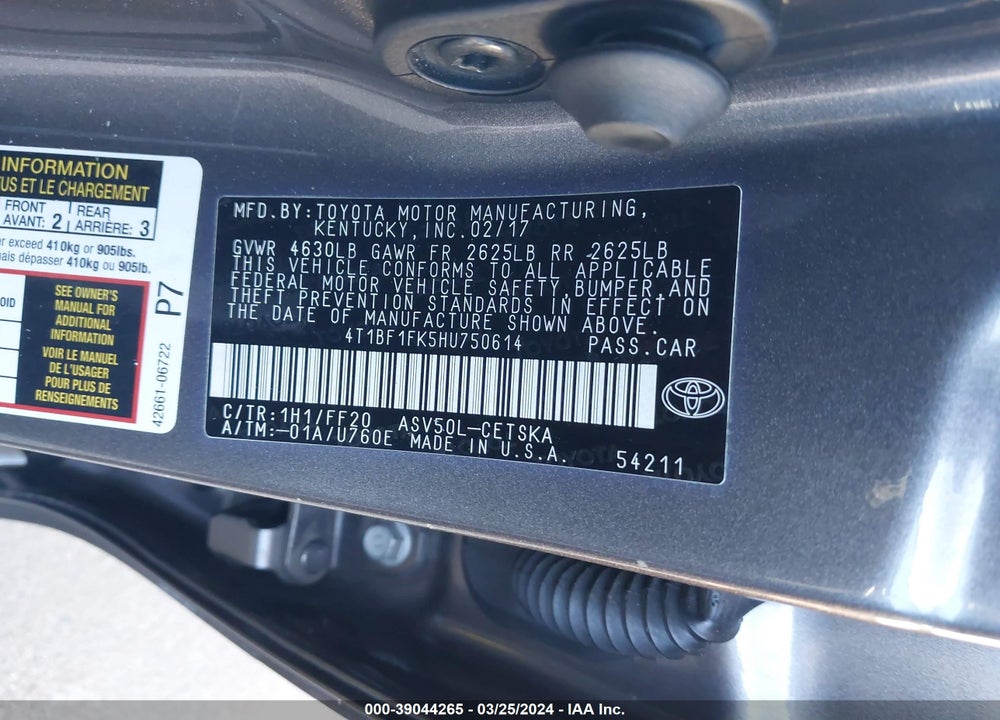 2017 TOYOTA CAMRY SE VIN: 4T1BF1FK5HU750614