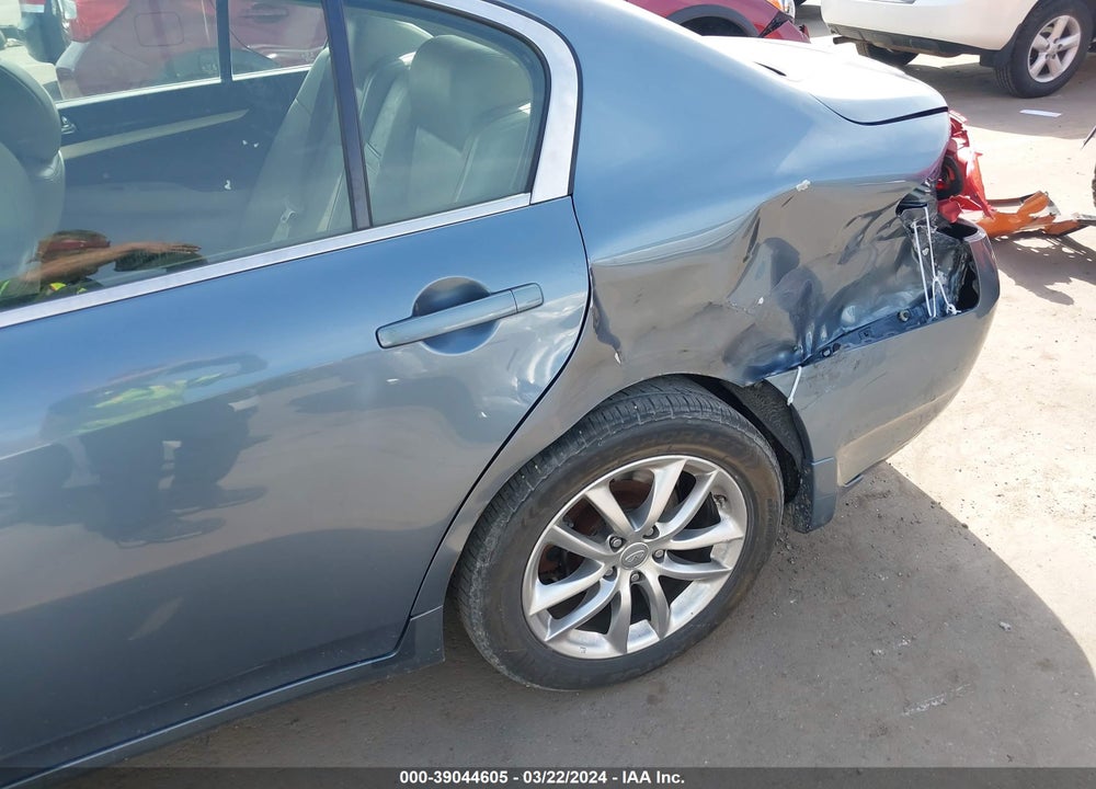 2008 INFINITI G35X VIN: JNKBV61F98M267530